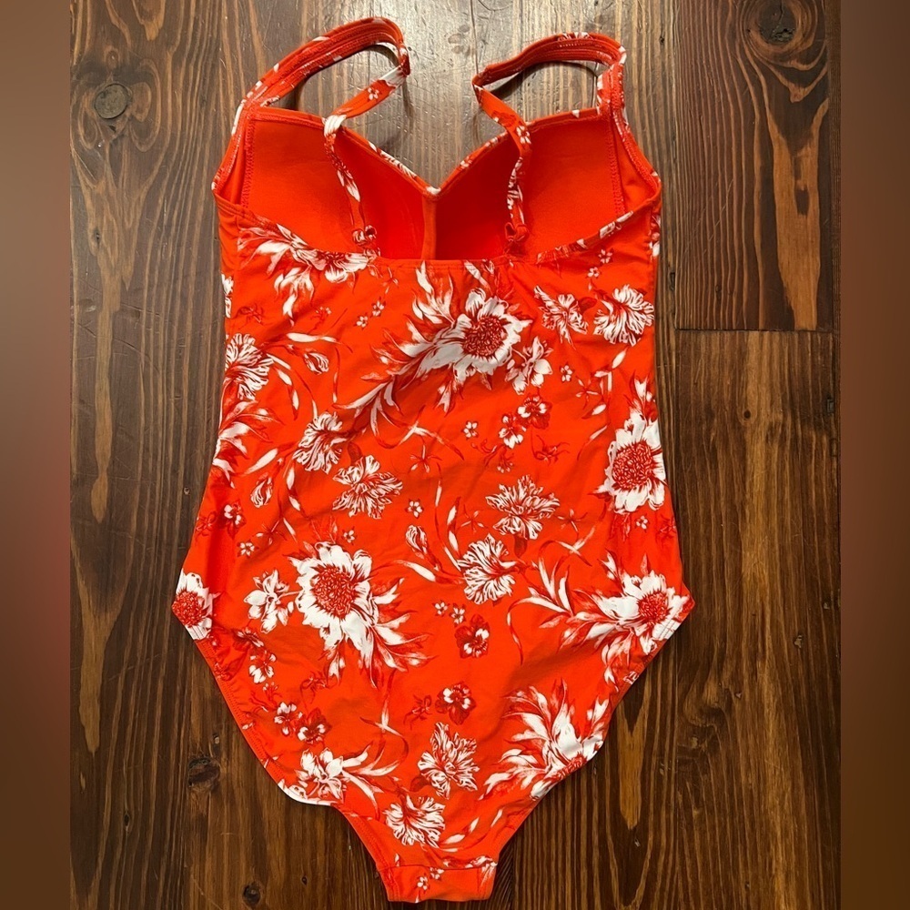 NIPTUCK SWIM Red and White Floral Print Swimsuit One Piece Bathing Suit - Picture 7 of 7